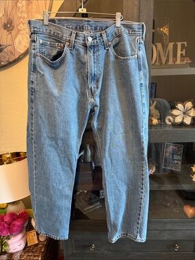 Levi's Straight Fit Light Blue Denim Jeans
